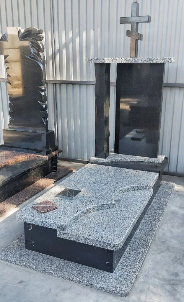 Пам’ятник з граніту